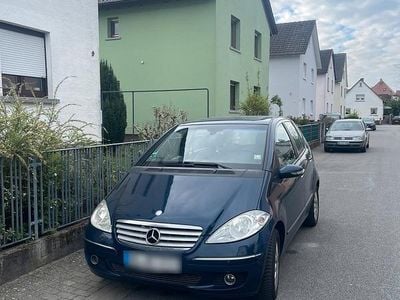 Usata Mercedes A200 136 CV (100 kW) 2005 Blu Utilitaria
