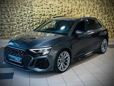 Gebraucht Audi RS3 Sportback Sport 400 PS (294 kW) 2022 Grau Kleinwagen