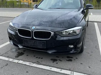 Gebraucht BMW 320 163 PS (119 kW) 2013 Schwarz Kombi