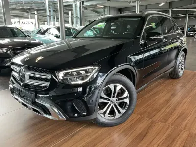 Gebraucht Mercedes GLC200 163 PS (119 kW) 2022 Schwarz SUV