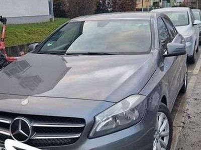 Gebraucht Mercedes 180 120 PS (88 kW) 2013 Limousine