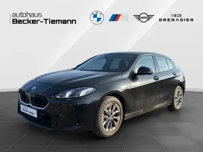 Gebraucht BMW 120 Efficient Dynamics 170 PS (125 kW) 2025 Saphirschwarz Kleinwagen