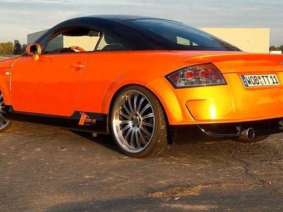 Second-hand Audi TT Sport 179 CP (131 kW) 1999 Portocaliu Coupe