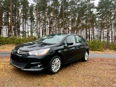 Gebraucht Citroën C4 120 PS (88 kW) 2014 Schwarz Limousine