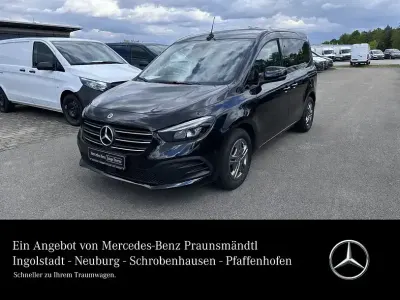 Gebraucht Mercedes T160 Style 95 PS (69 kW) 2025 Schwarz Van / Kleinbus