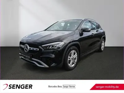 Gebraucht Mercedes GLA200 163 PS (119 kW) 2024 Schwarz SUV