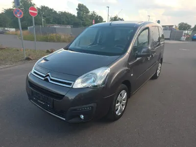 Gebraucht Citroën Berlingo 110 PS (80 kW) 2017 Grau Van / Kleinbus