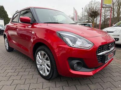 Gebraucht Suzuki Swift Comfort 83 PS (61 kW) 2023 Rot Kleinwagen