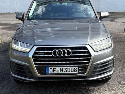 Second-hand Audi Q7 Comfort 218 CP (160 kW) 2016 Gri SUV