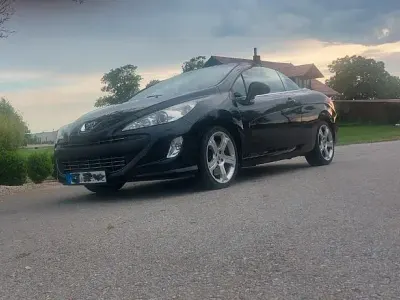 Gebraucht Peugeot 308 CC 200 PS (147 kW) 2011 Schwarz Cabrio