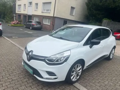 Gebraucht Renault Clio IV Collection 76 PS (55 kW) 2019 Weiß Kleinwagen