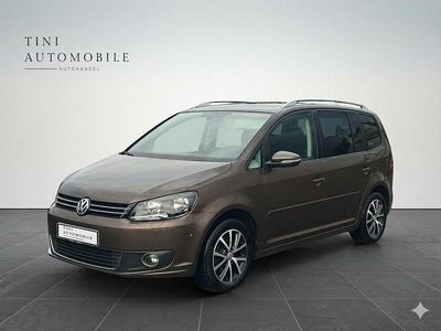 Gebraucht VW Touran Comfortline 140 PS (102 kW) 2011 Braun Van / Kleinbus