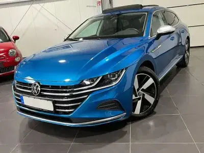 Gebraucht VW Arteon 150 PS (110 kW) 2023 Eisvogelblau Kombi