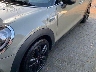 Gebraucht Mini Cooper 136 PS (100 kW) 2019 Grau Kleinwagen