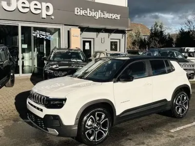 Käytetty Jeep Avenger EV Summit 114 kW (156 HP) 2024 Valkoinen Katumaasturi