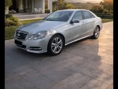Gebraucht Mercedes E350 Avantgarde 265 PS (194 kW) 2012 Limousine
