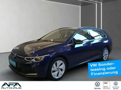 Gebraucht VW Golf VIII Style 190 PS (139 kW) 2023 Blau Kombi