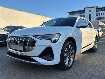 Gebraucht Audi e-tron Ambiente 230 kW (313 PS) 2022 Gletscherweiß metallic SUV