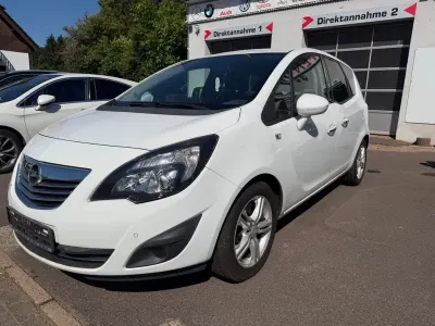 Gebraucht Opel Meriva Innovation 140 PS (102 kW) 2011 Weiß Van / Kleinbus
