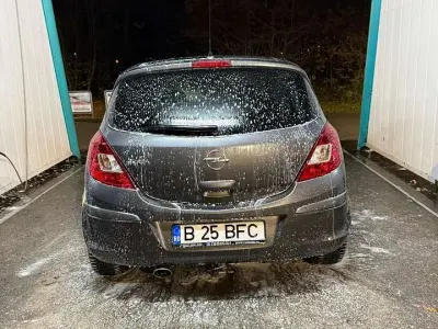 Gebraucht Opel Corsa Edition 87 PS (63 kW) 2010 Kleinwagen