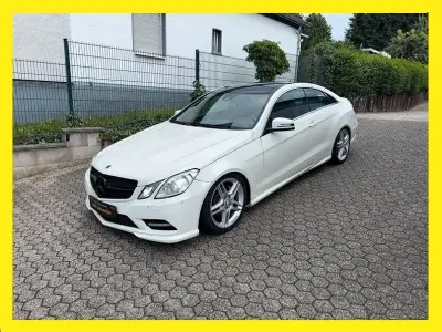 Gebraucht Mercedes E350 Sport 265 PS (194 kW) 2012 Weiß Coupé
