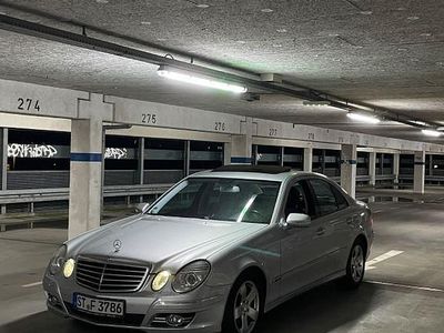 Mercedes E220