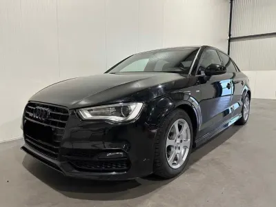 Gebraucht Audi A3 S-Line 110 PS (80 kW) 2015 Schwarz Limousine