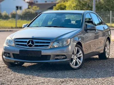 Gebraucht Mercedes C200 184 PS (135 kW) 2010 Grau Limousine