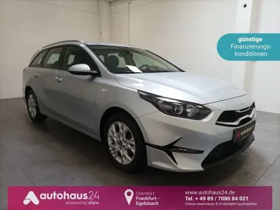 Używany Kia Ceed Edition 7 101 KM (74 kW) 2023 Srebrny Hatchback