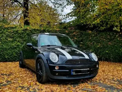 Brugt Mini ONE 90 HK (66 kW) 2002 Sort Hatchback