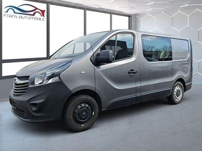 Second-hand Opel Vivaro 120 CP (88 kW) 2018 Gri Monovolum
