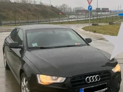 Gebraucht Audi A5 Sportback 190 PS (139 kW) 2016 Schwarz Kleinwagen