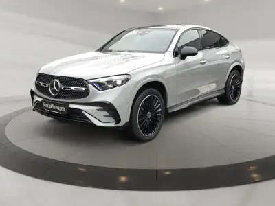 Używany Mercedes GLC300e 197 KM (144 kW) 2025 Szary Coupe