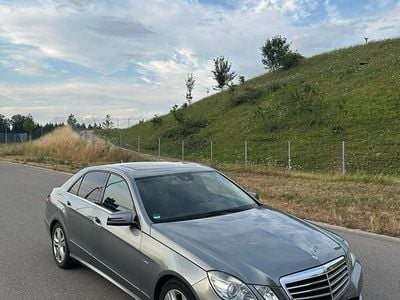 Mercedes E300
