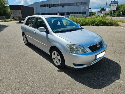 Gebraucht Toyota Corolla Sol 110 PS (80 kW) 2002 Silber Limousine
