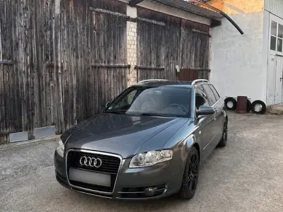 Gebraucht Audi A4 Sport 163 PS (119 kW) 2008 Grau Kombi