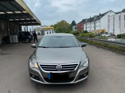 Gebraucht VW Passat 170 PS (125 kW) 2011 Silber Limousine