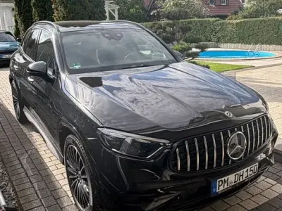 Gebraucht Mercedes GLC450 367 PS (269 kW) 2024 Schwarz SUV
