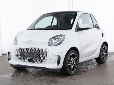 Weiß Gebraucht 2024 Smart ForTwo Electric Drive Prime Exclusive Coupé | 20.555 € (Teuer)