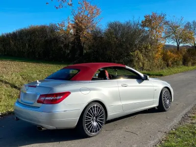 Gebraucht Mercedes E200 Avantgarde 184 PS (135 kW) 2010 Silber Cabrio