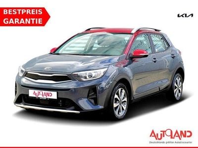 Perennialgrau (metallic) Gebraucht 2021 Kia Stonic Vision SUV | 17.950 € (Etwas zu teuer)