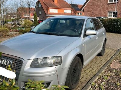 gebraucht Audi A3 8P 1.6 bei 112Tsd Motor neu, Kupplung muss gemacht werden