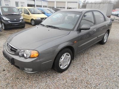 Gebraucht Kia Shuma 114 PS (83 kW) 2004 Grau metallic Kleinwagen