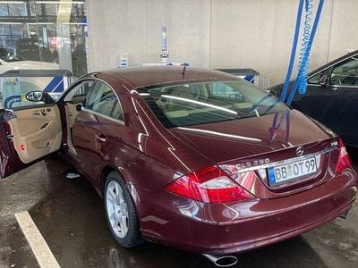 Gebraucht Mercedes CLS350 292 PS (214 kW) 2006 Rot Limousine