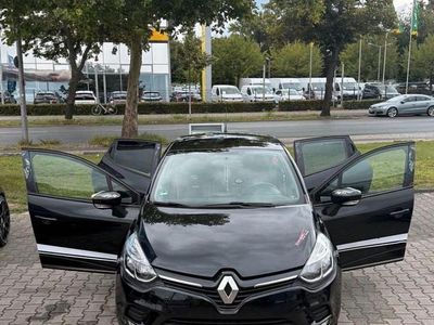Gebraucht Renault Clio IV 73 PS (53 kW) 2016 Schwarz Limousine
