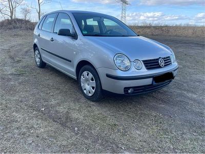 Gebraucht VW Polo 65 PS (47 kW) 2002 Silber Kleinwagen