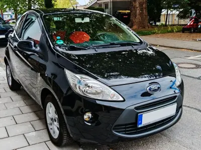 Gebraucht Ford Ka Titanium 69 PS (50 kW) 2014 Schwarz Kleinwagen