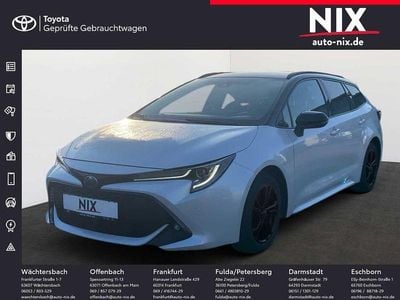 Platinumweiss perleffekt, dach schwarz Gebraucht 2022 Toyota Corolla Team Kombi | 22.790 € (Fairer Preis)
