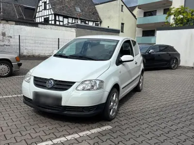 Gebraucht VW Fox 75 PS (55 kW) 2005 Weiß Kleinwagen