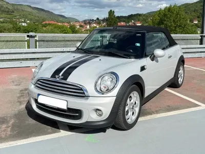 Gebraucht Mini Cooper Cabriolet 122 PS (89 kW) 2012 Weiß Cabrio